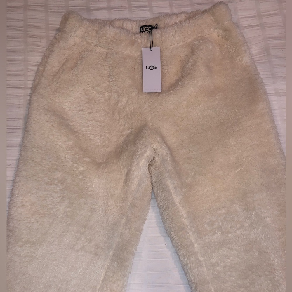 Fluffy UGG sweatpants